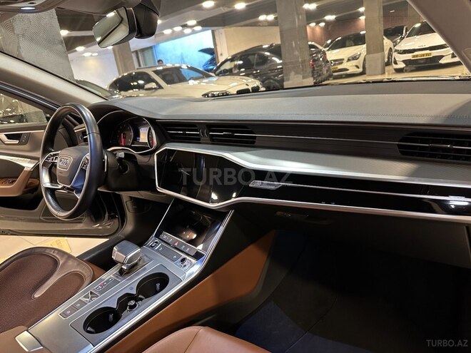 Audi A6-12