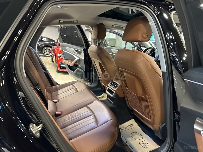 Audi A6-11