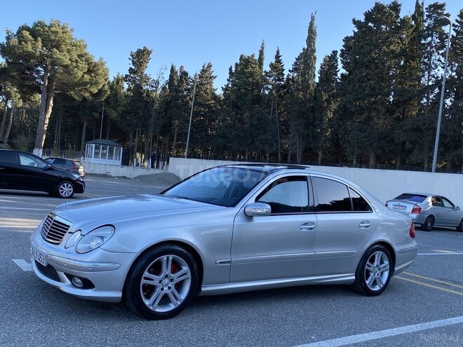 Mercedes E 270 2002, 324,000 km - 2.7 l - Sumqayıt