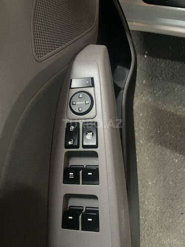 Hyundai Elantra 2016, 135,600 km - 2.0 l - Bakı