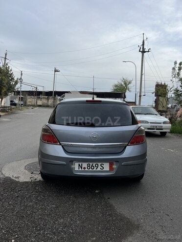 Opel Astra 2009, 260,000 km - 1.4 l - Gəncə
