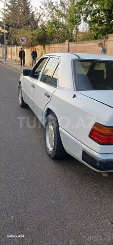 Mercedes E 200 d 1992, 255,000 km - 2.0 л - Masallı