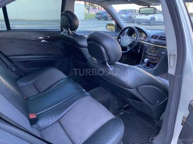 Mercedes E 270 2002, 324,000 km - 2.7 l - Sumqayıt