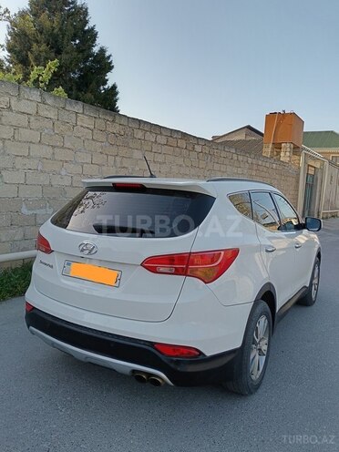 Hyundai Santa Fe-3