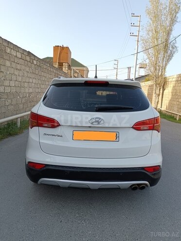 Hyundai Santa Fe-4