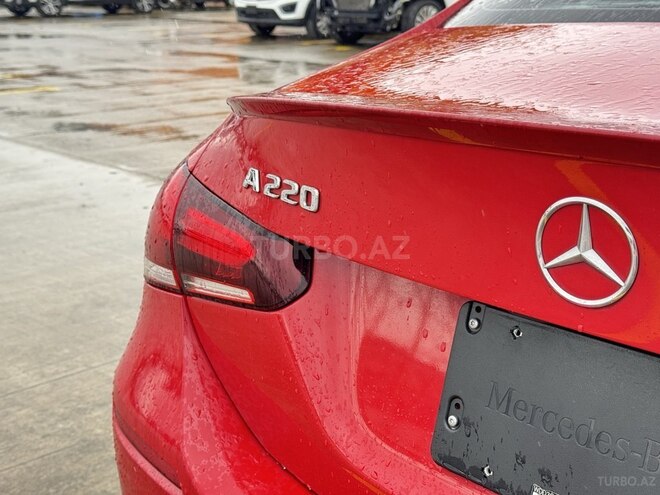 Mercedes  2019, 91,220 km - 2.0 l - Bakı