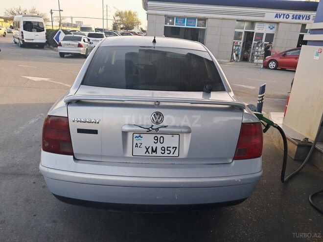 Volkswagen Passat 1999, 199,000 km - 1.8 л - Bakı