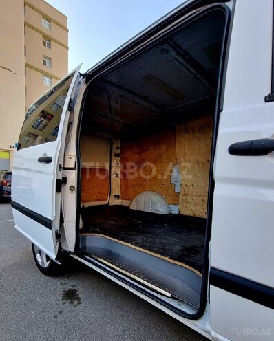 Mercedes Vito 111 2010, 258,200 km - 2.2 л - Bakı