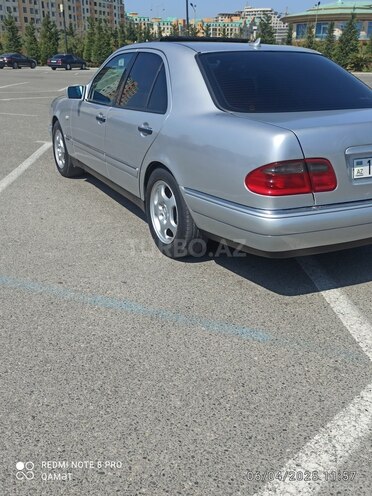 Mercedes E 230 1997, 502,000 km - 2.3 l - Bakı