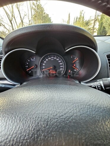 Kia Sorento-9