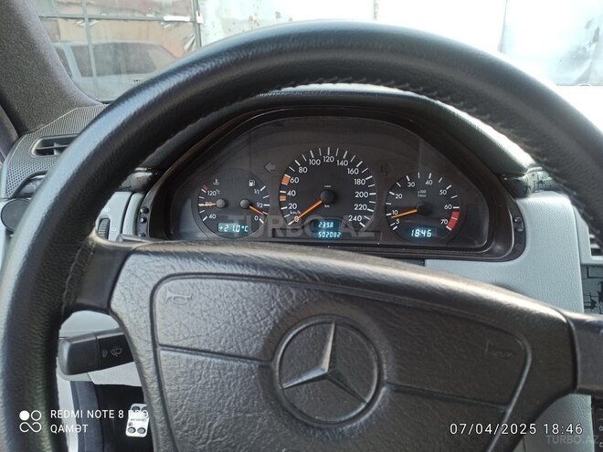 Mercedes E 230 1997, 502,000 km - 2.3 l - Bakı