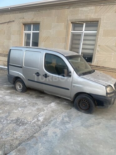 Fiat Doblo 2004, 300,000 km - 1.9 l - Bakı
