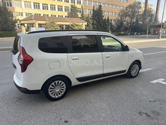 Dacia Lodgy 2015, 245,000 km - 1.5 l - Bakı
