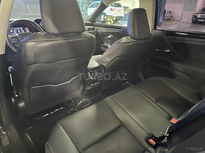 Lexus ES 300h 2022, 84,000 km - 2.5 л - Bakı