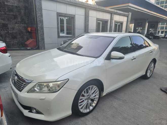 Toyota Camry-10