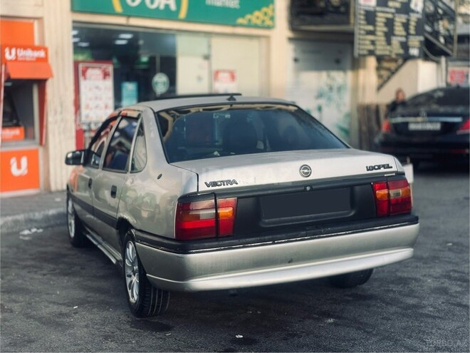 Opel Vectra 1992, 435,000 km - 1.8 l - Bakı