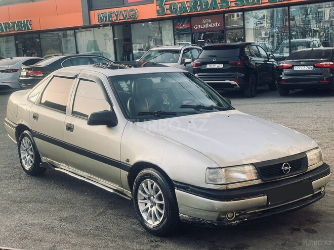 Opel Vectra 1992, 435,000 km - 1.8 l - Bakı