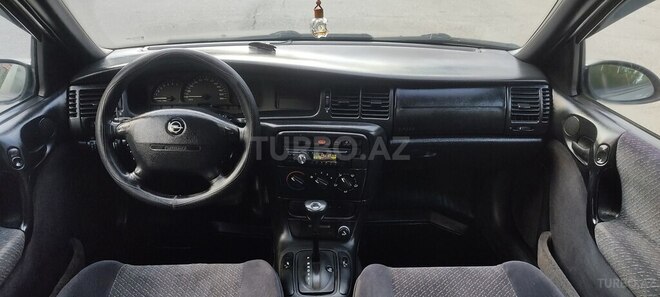 Opel Vectra 1997, 298,000 km - 1.8 l - Sumqayıt
