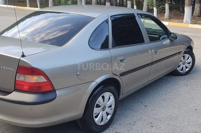 Opel Vectra 1997, 298,000 km - 1.8 l - Sumqayıt