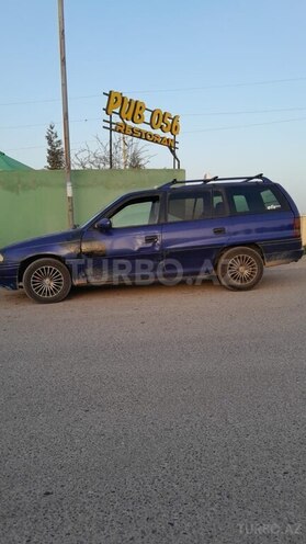Opel Astra 1996, 350,000 km - 1.6 l - Bakı