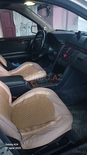 Mercedes E 230 1996, 418,282 km - 2.3 l - Hacıqabul