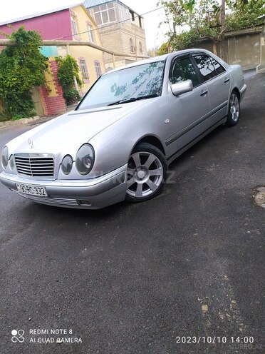 Mercedes E 230 1996, 418,282 km - 2.3 l - Hacıqabul