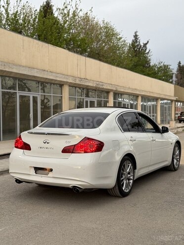 Infiniti  2011, 299,000 km - 3.7 l - Yevlax
