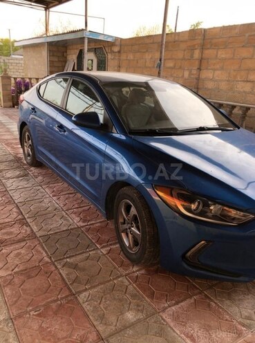 Hyundai Elantra 2016, 190,000 km - 1.4 l - Salyan