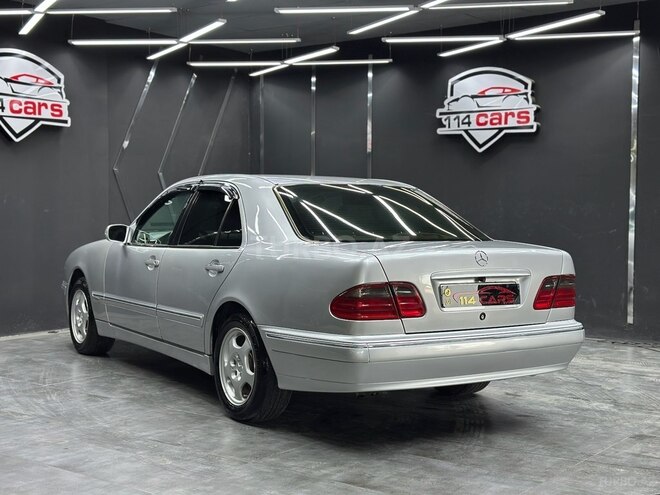 Mercedes E 240 2000, 335,378 km - 2.4 l - Bakı