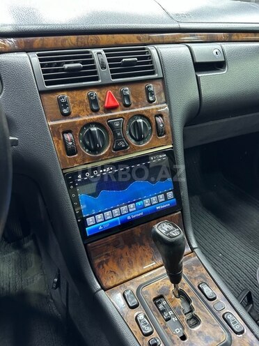 Mercedes E 240 2000, 335,378 km - 2.4 l - Bakı