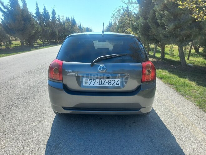 Toyota Corolla 2005, 291,600 km - 1.4 l - Sumqayıt