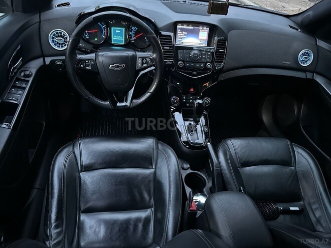 Chevrolet Cruze 2015, 225,000 km - 1.4 l - Yevlax