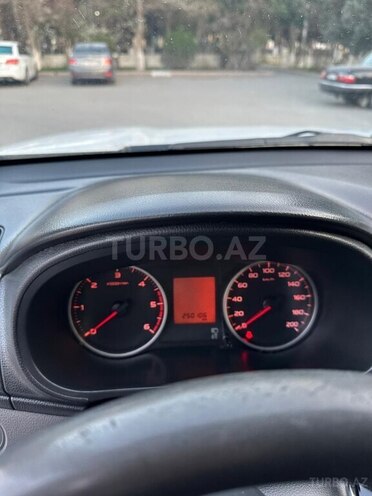 Mitsubishi L200 2018, 250,000 km - 2.4 л - Bakı