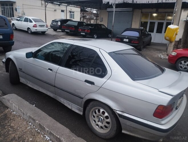 BMW 316 1993, 250,000 km - 1.6 l - Gəncə