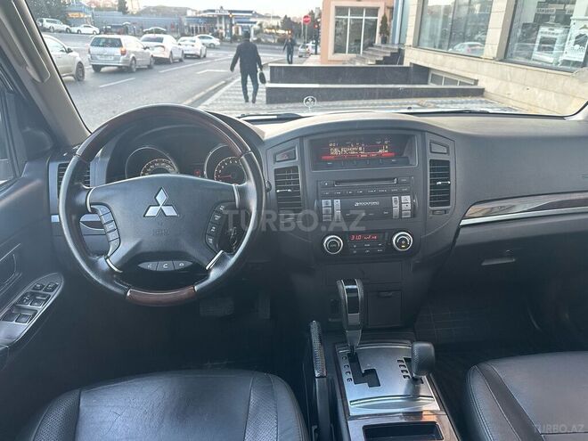 Mitsubishi Pajero 2012, 217,000 km - 3.5 л - Bakı