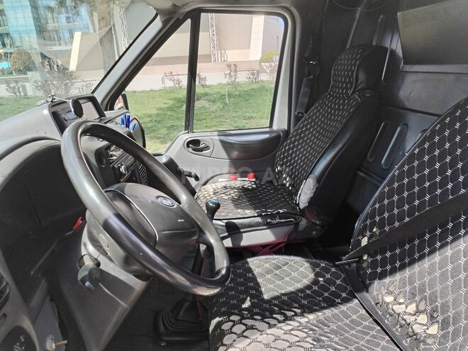 Ford Transit 2000, 123,400 km - 2.0 л - Quba