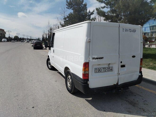 Ford Transit 2000, 123,400 km - 2.0 л - Quba