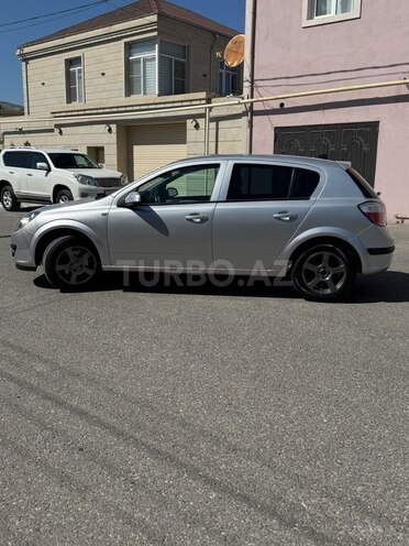 Opel Astra 2006, 285,000 km - 1.4 л - Sumqayıt