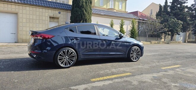 Hyundai Avante 2015, 147,000 km - 1.6 л - Bakı