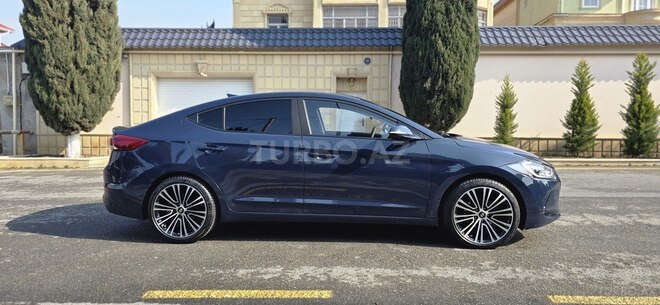 Hyundai Avante 2015, 147,000 km - 1.6 л - Bakı