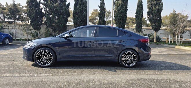 Hyundai Avante 2015, 147,000 km - 1.6 л - Bakı