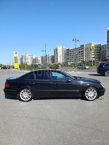 Mercedes E 320 2004, 279,885 km - 3.2 l - Sumqayıt