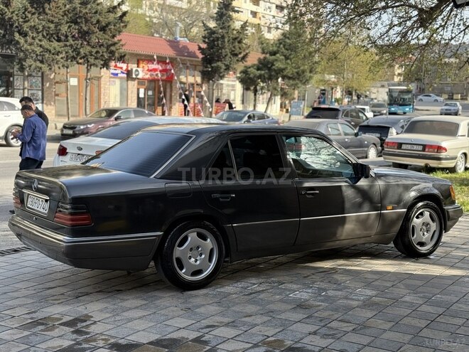 Mercedes E 200 1993, 567,288 km - 2.0 l - Bakı