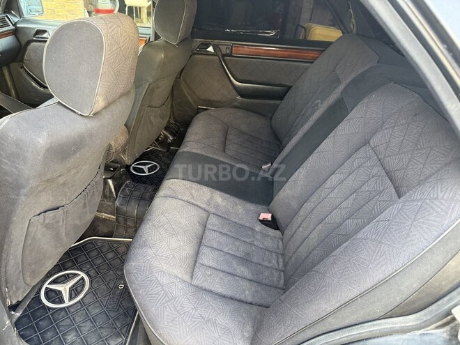 Mercedes E 200 1993, 567,288 km - 2.0 l - Bakı
