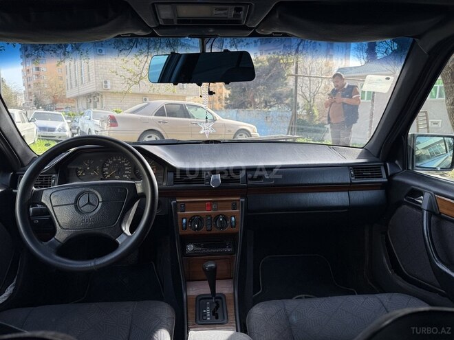 Mercedes E 200 1993, 567,288 km - 2.0 l - Bakı