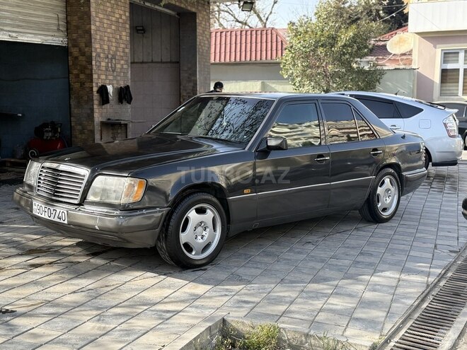 Mercedes E 200 1993, 567,288 km - 2.0 l - Bakı