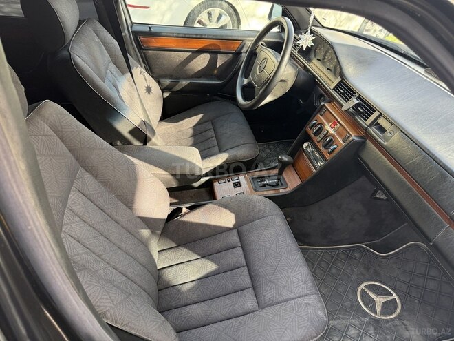 Mercedes E 200 1993, 567,288 km - 2.0 l - Bakı