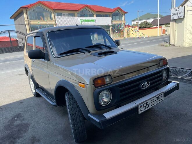 LADA (VAZ) Niva 1990, 300,000 km - 1.7 л - Zaqatala