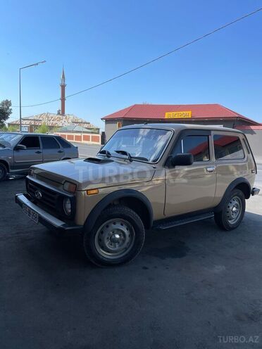 LADA (VAZ) Niva 1990, 300,000 km - 1.7 л - Zaqatala