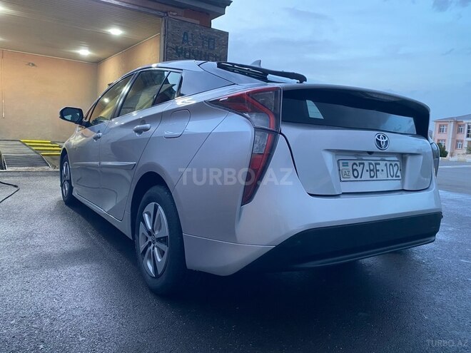 Toyota Prius 2016, 220,000 km - 1.8 l - Naxçıvan